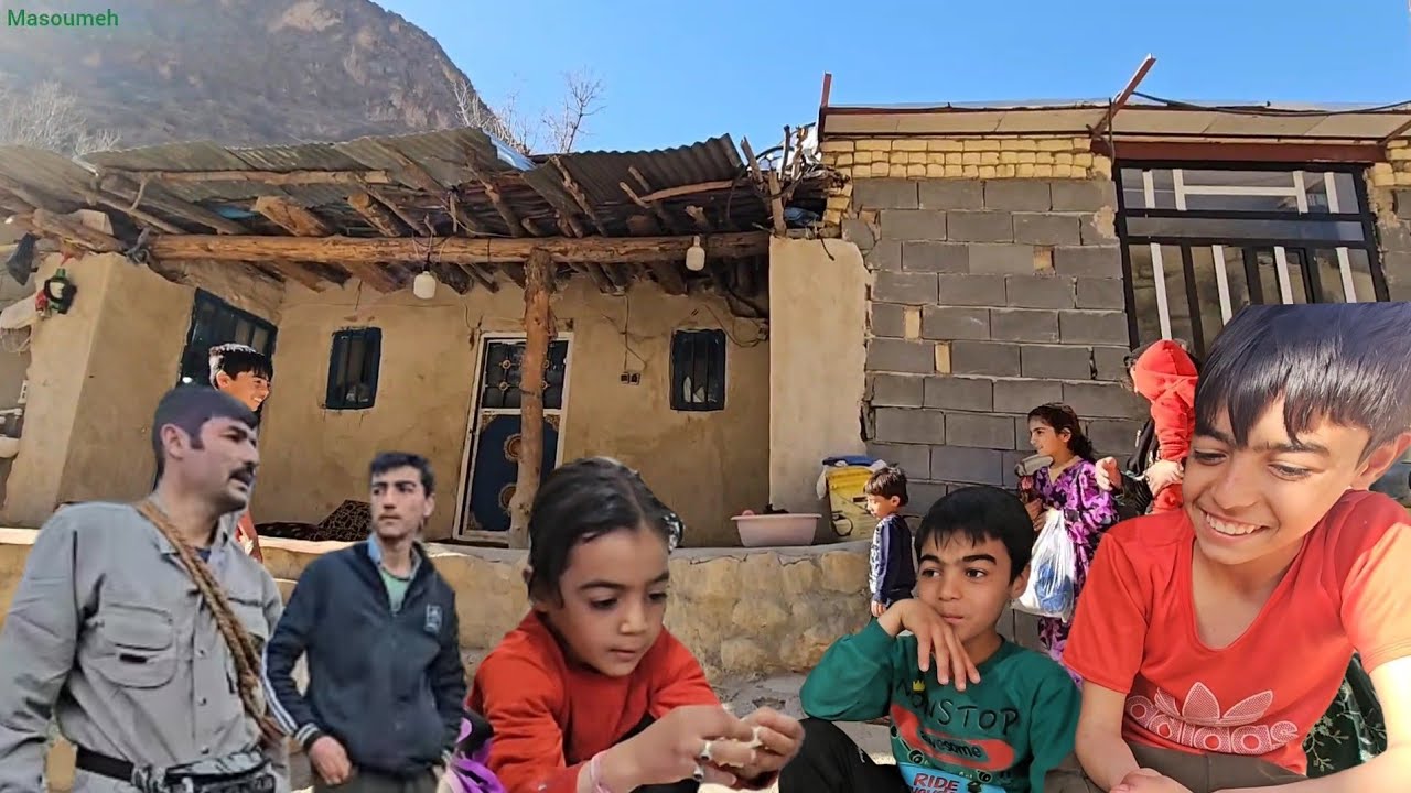 👨‍👩‍👧‍👦 