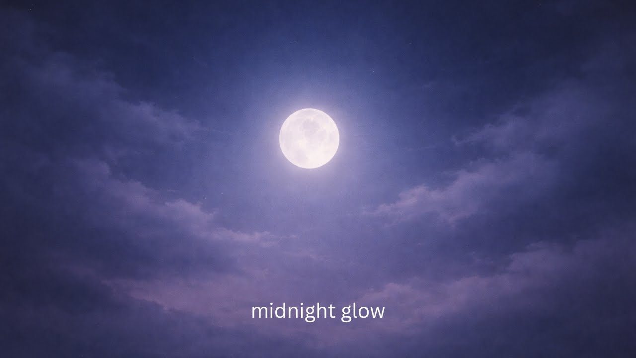 Late Night Lo-Fi · Gentle Focus & Warm Night Vibes — Midnight Glow Trails