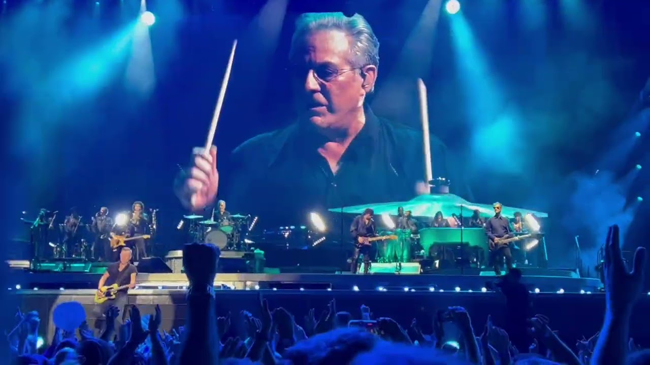 Bruce Springsteen - The Rising + Badlands + Thunder Road (Barcelona, April 28, 2023) {RWi}