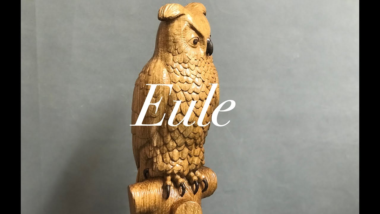 Eule aus Eiche