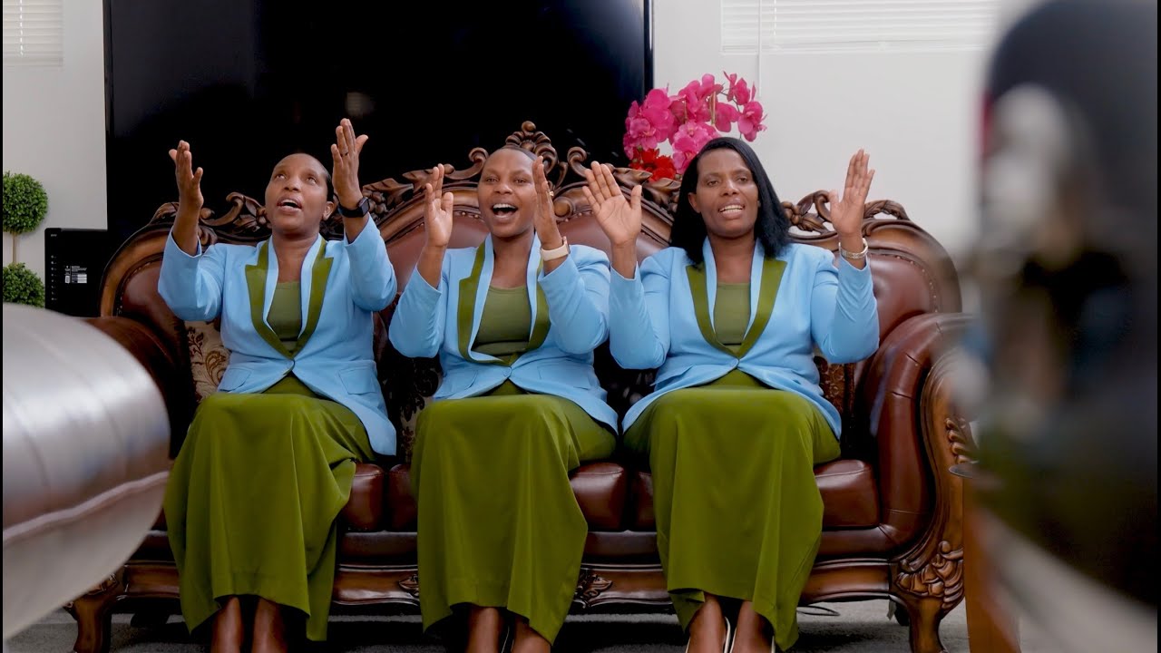 Isi Irarangiye By Abijuru choir (Offial Video)