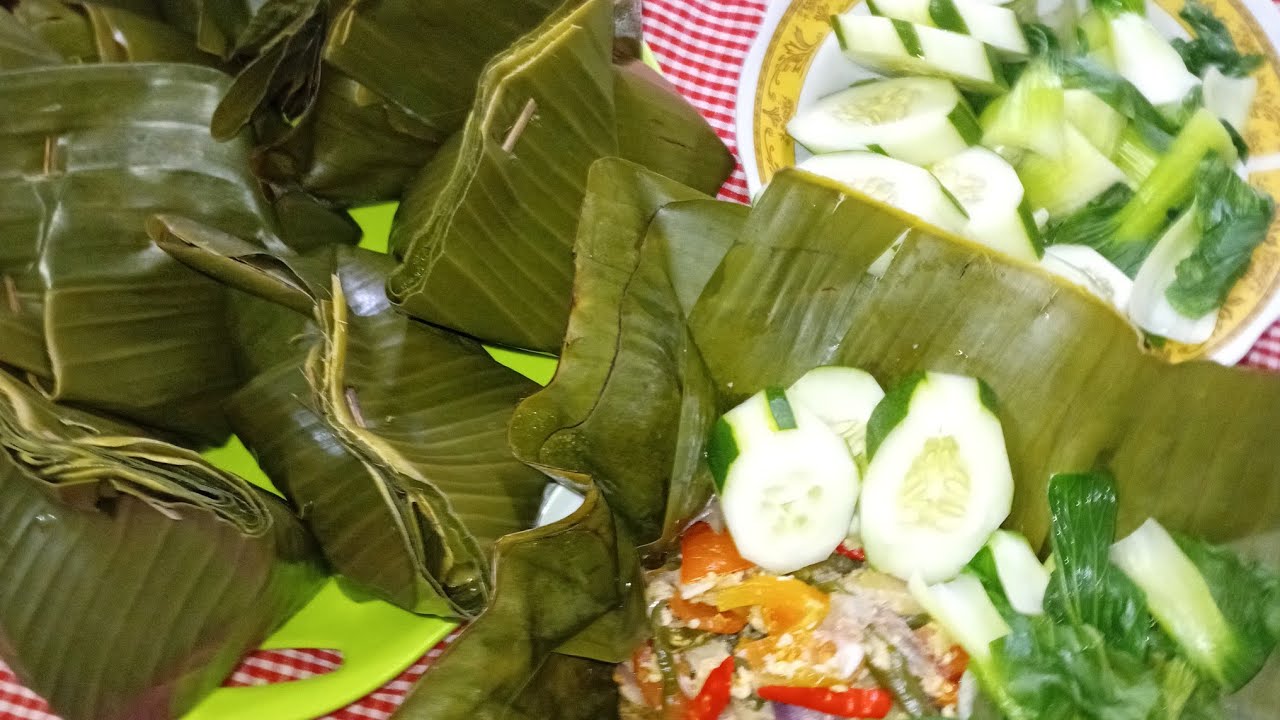 Coba Ya!! Warisan Emak Garang Asem Jadul Rasa Endul Bungkus Daun Pisang Makin Sedap Mantap