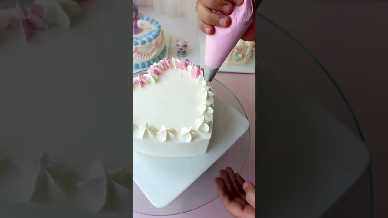 How to decorate a simple heart shaped cake
