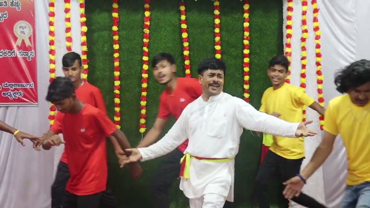 ಕನ್ನಡವೇ ನಮ್ಮಮ್ಮ