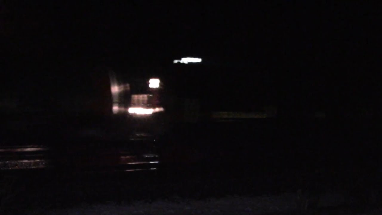 K5HLA!! BNSF 8331 Meets BNSF 7543 Wyanet, IL 12/18/25