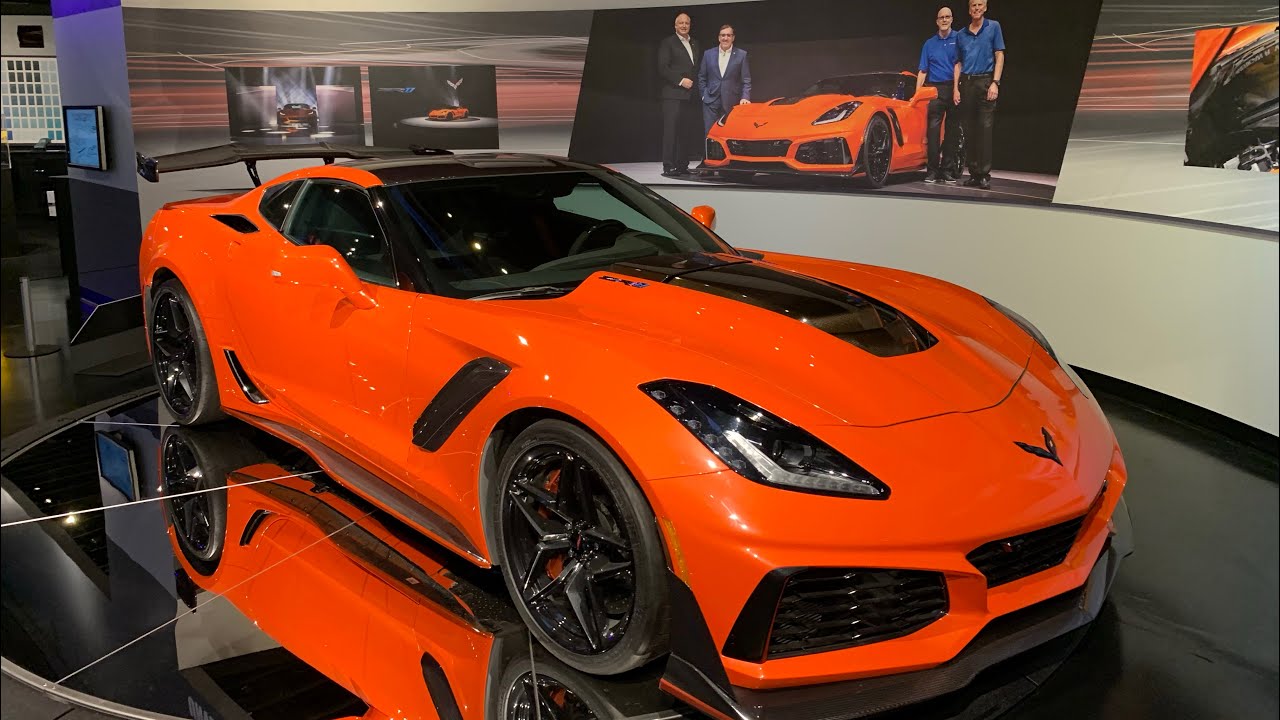 National Corvette Museum Walking Tour - Bowling Green Kentucky