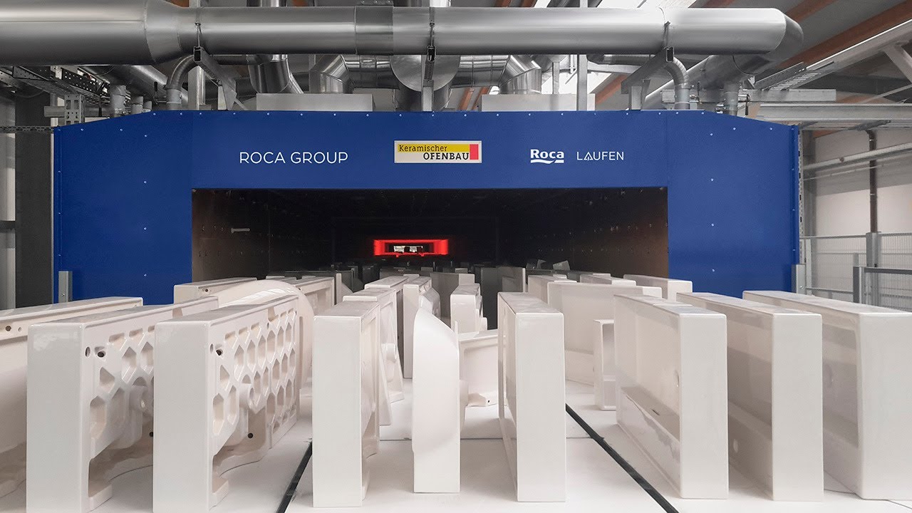 LAUFEN nimmt den weltweit ersten elektrischen Tunnelofen in Betrieb
