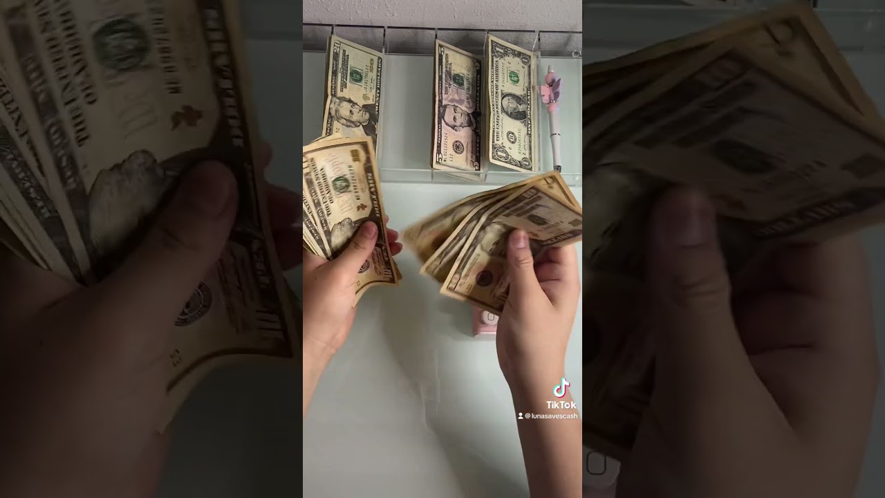 Count my money with me 😗 #cashenvelope #cashenvelopestuffing #lowincome #budget #cashenvelopebudget