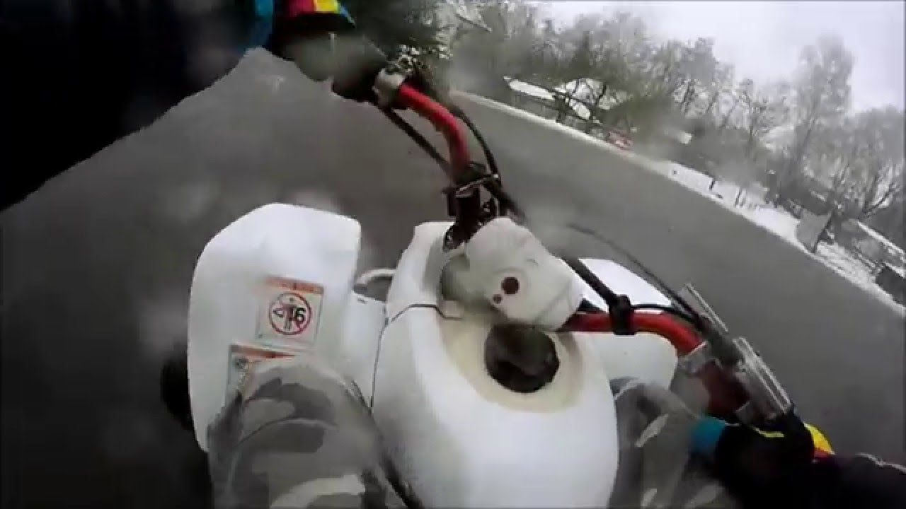 GoPro: Yamaha Blaster 200:drift on frozen roads and angry people