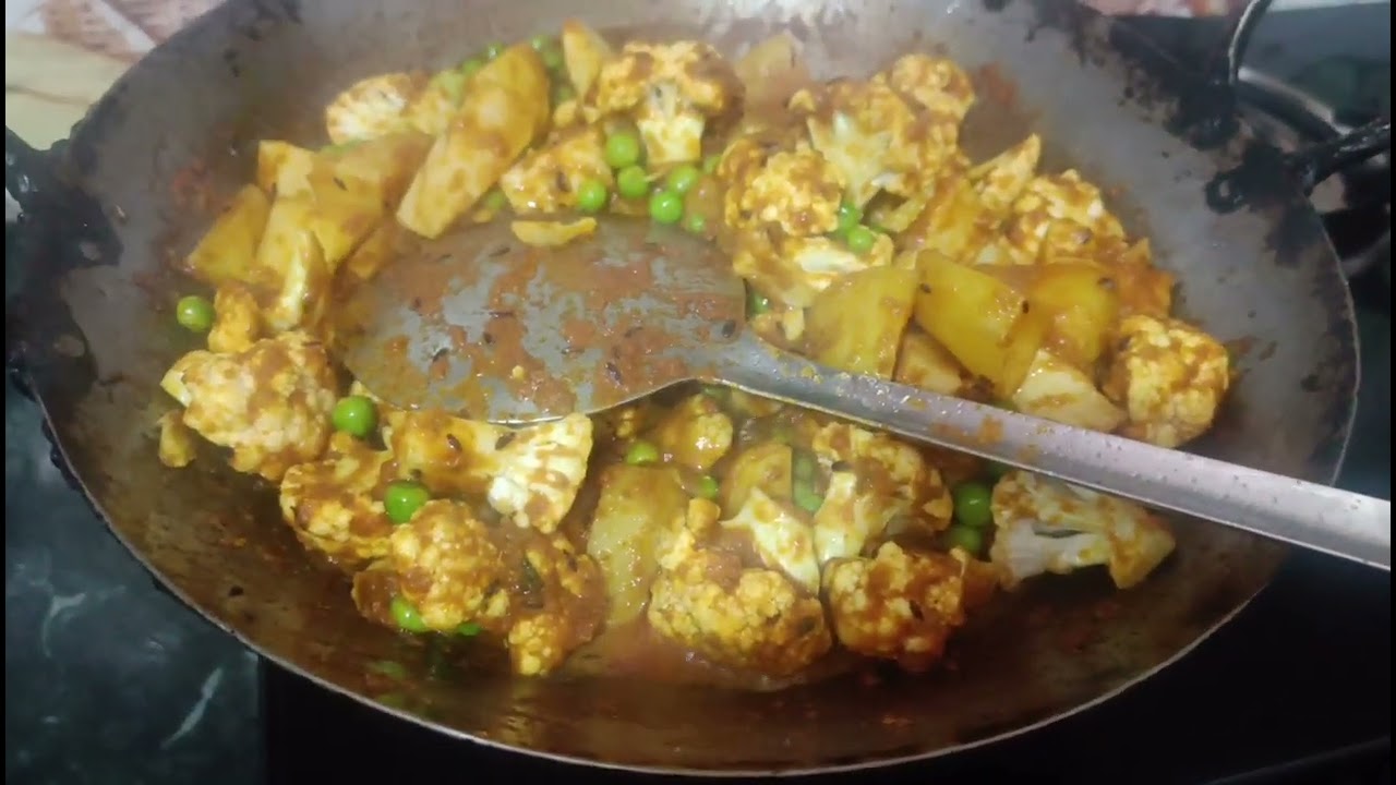 It's my first vlog || Aloo Gobhi sbji ||#cooking #indian #tasty  