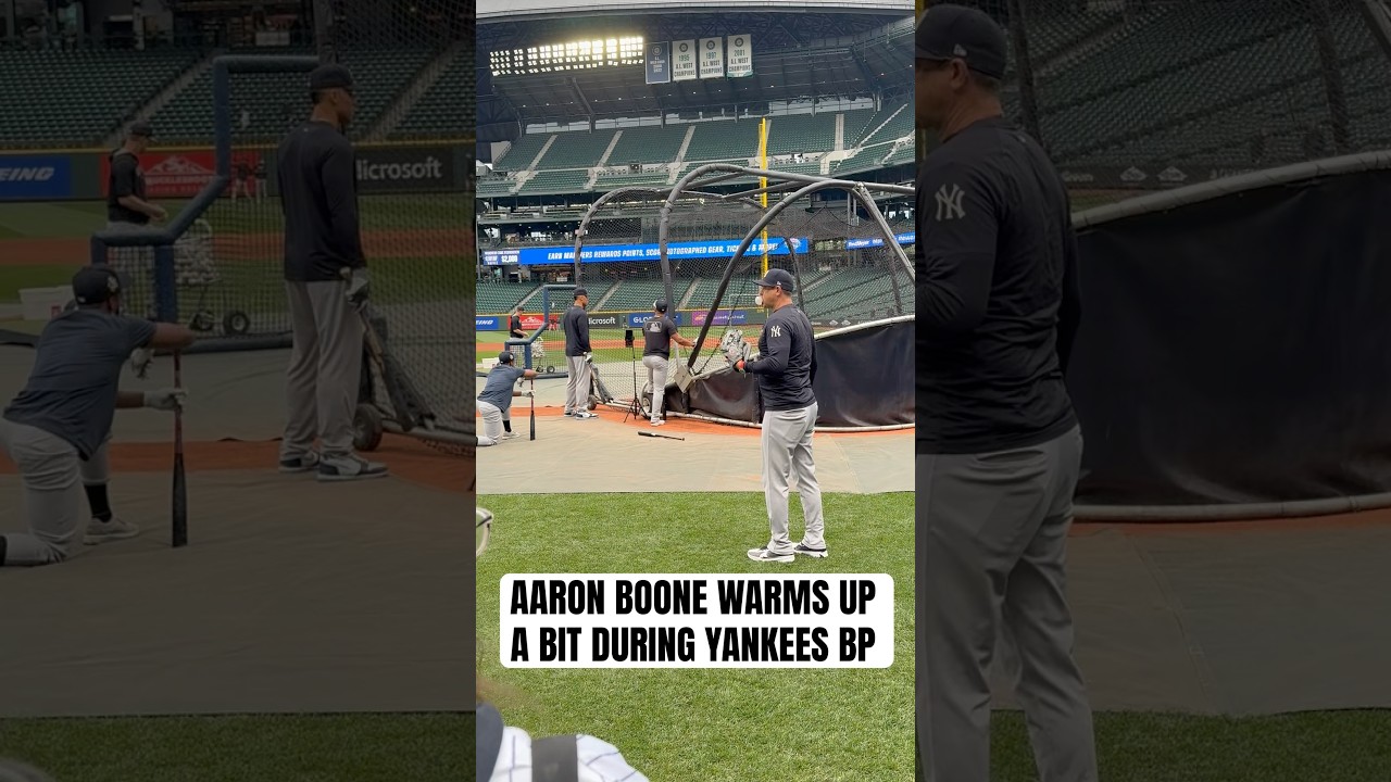 Aaron Boone playing a little catch ⚾️ #yankees #yankeesbaseball #aaronboone #nyyankees