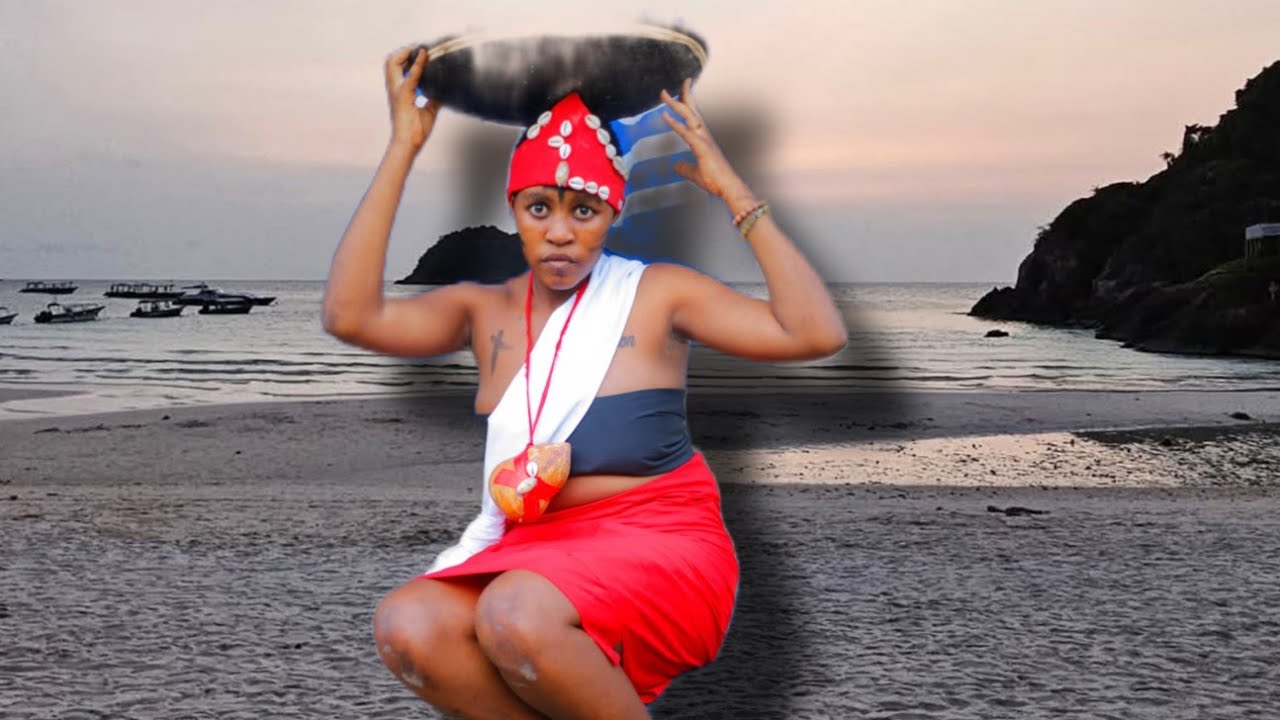 MCHAWI JAMILA || AKIWA NA WENZAKE AANGUKA LIVE 