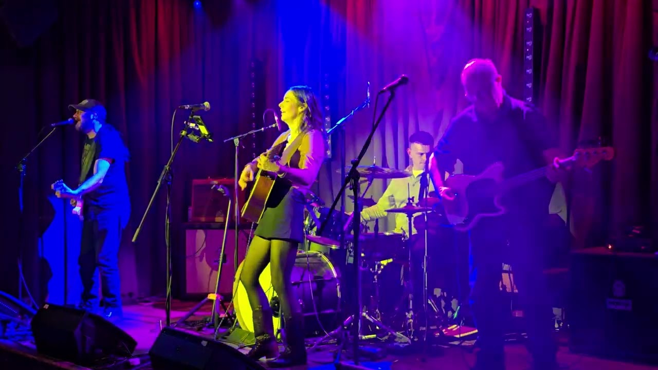 Southern Reverie  7. Real Live Bleeding Fingers And Broken Guitar Strings 