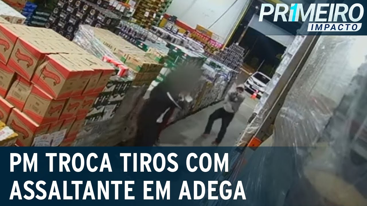Policial militar troca tiros com ladrão durante assalto em adega | Primeiro Impacto (24/05/22)