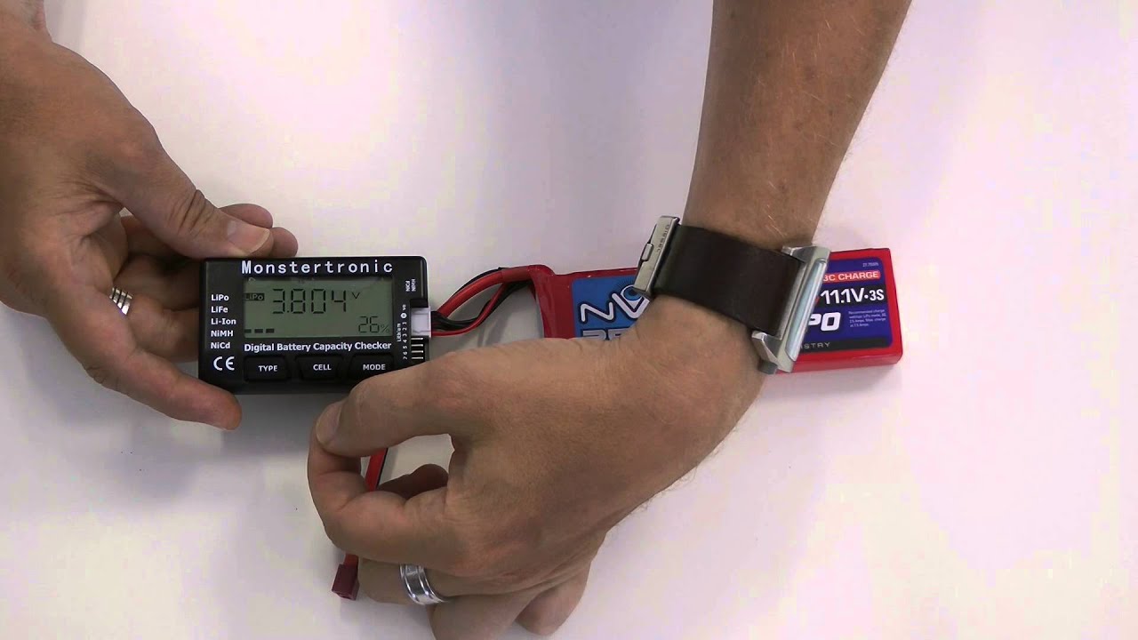 Akku Tester / Checker für Lipo, LiFe, Li-Ion, NiCd, NiMh bis 7 Zellen von Monstertronic