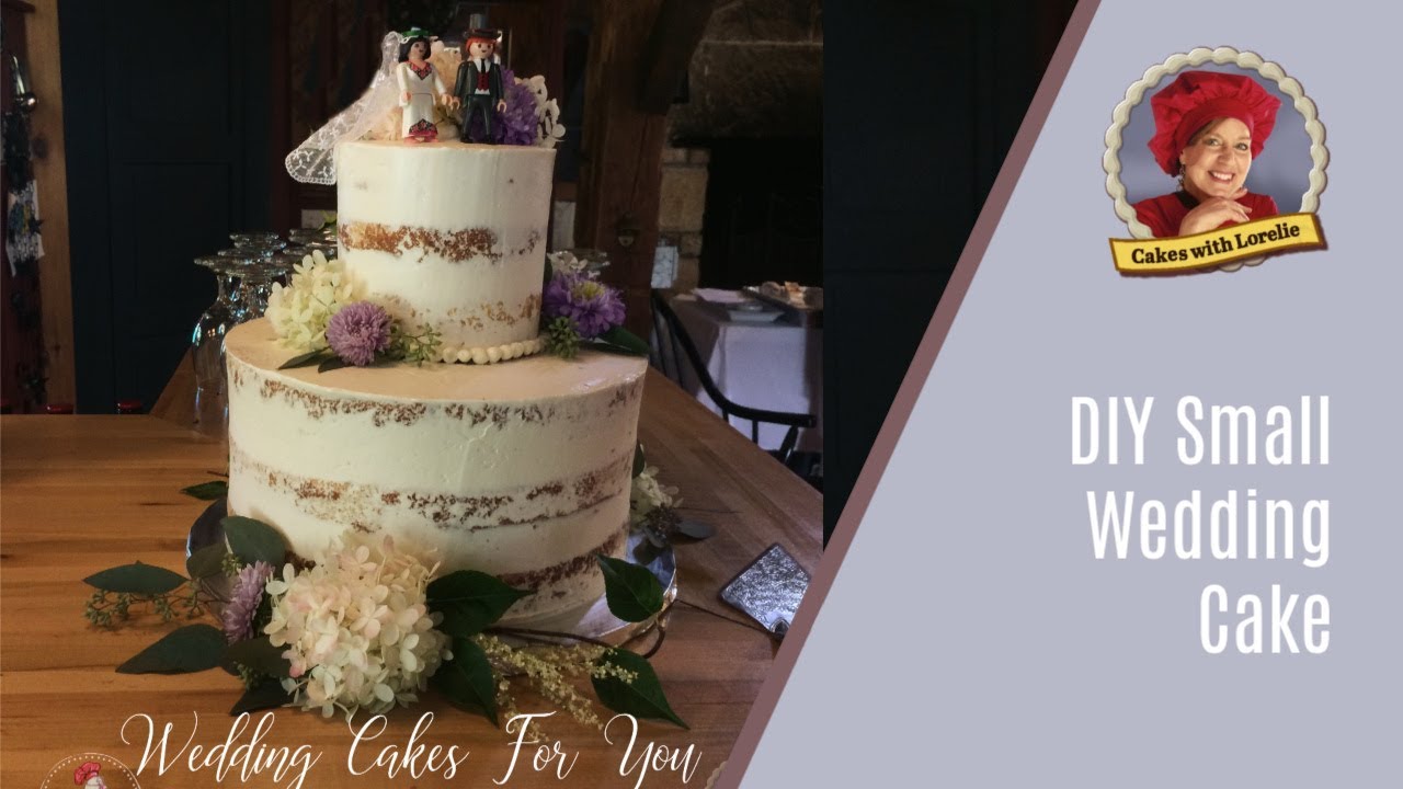 DIY Small Wedding Cake / Fresh Fruit in Cake Filling