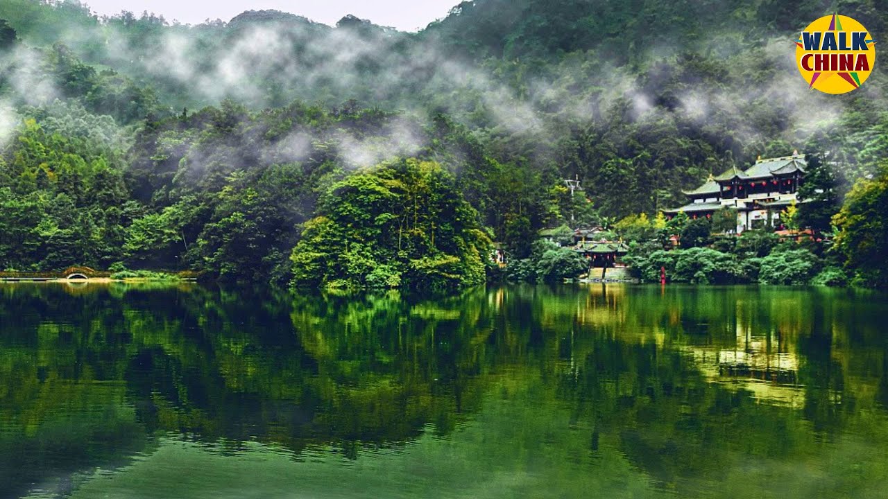 Hiking in China Mountains - Qingcheng Mountain from Front Gate Part.1 | Chengdu, Sichuan