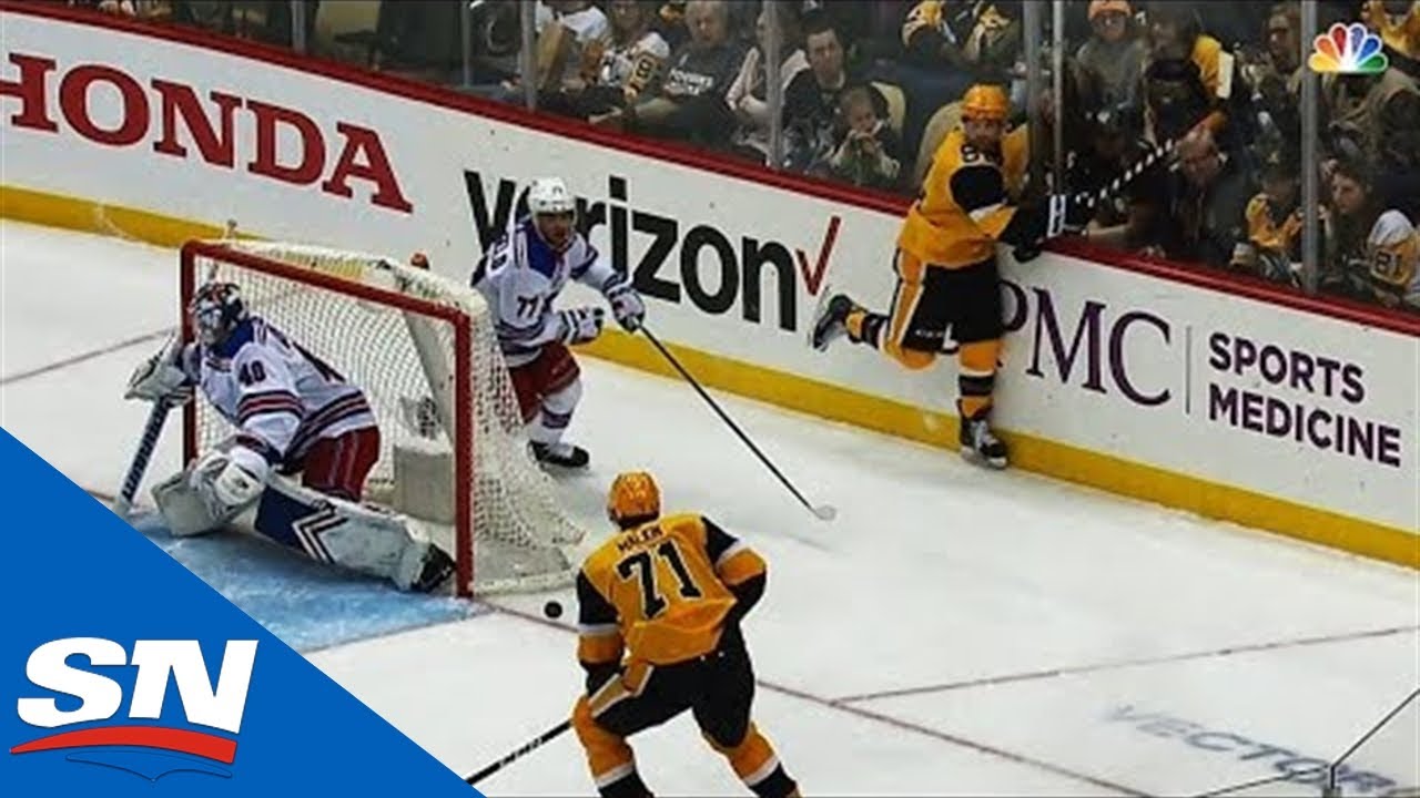 Zach Aston-Reese Takes Hit, Phil Kessel Makes Play, Evgeni Malkin Scores Goal