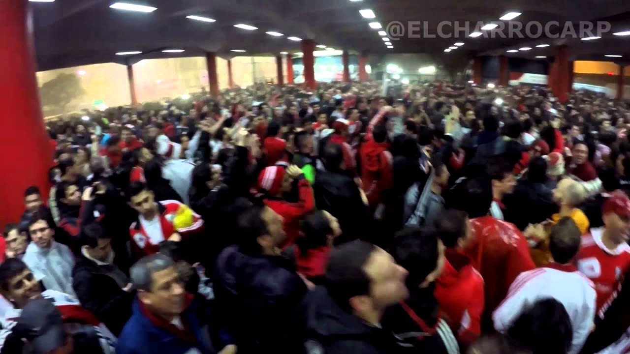 Festejos en el hall - River Campeón de la Copa Libertadores de América 2015