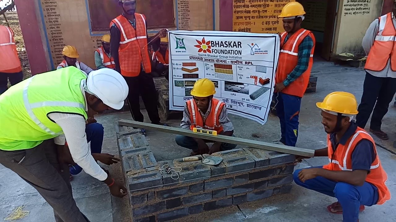 PMAY-G mason training by Bhaskar foundation