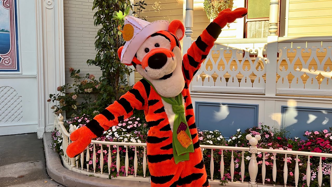 Встречайте Тигра в новом костюме на Хэллоуин в Диснейленде в Париже &mdash; Disney Halloween Festival 2023