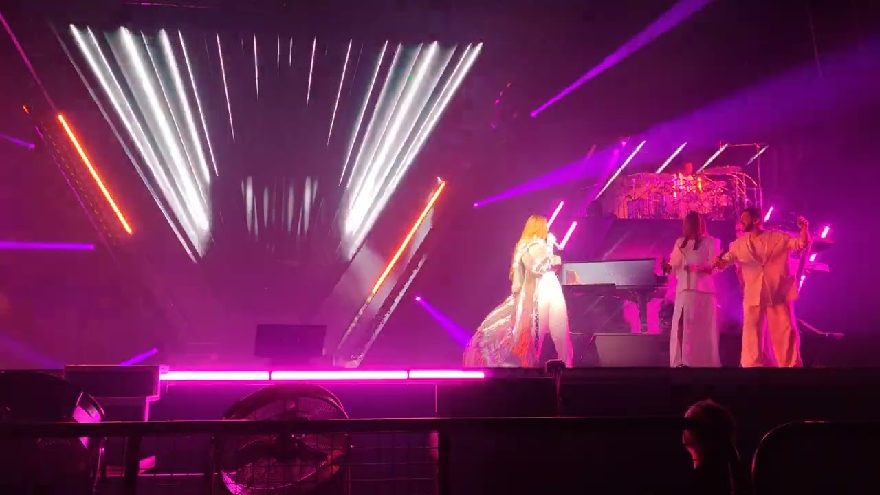 Vitaa live Nancy, une fille pas comme les autres. 26/10/2024