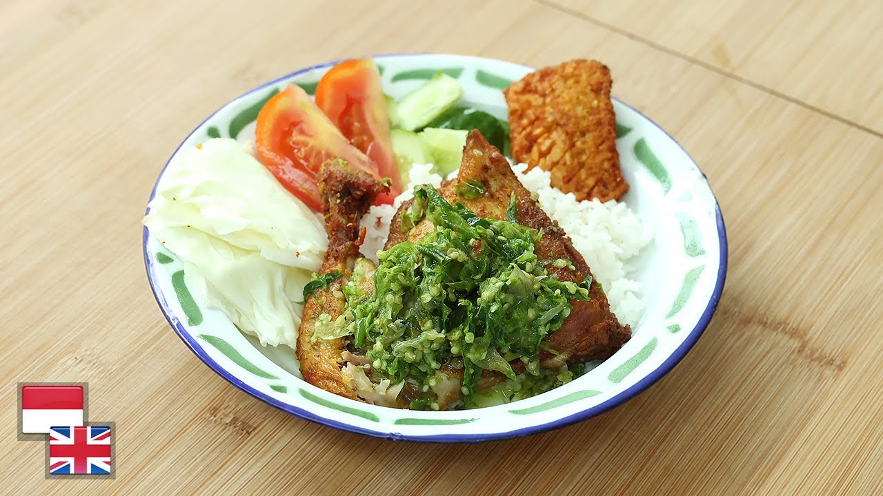 Gurih dan Empuk! Resep AYAM PENYET CABE IJO