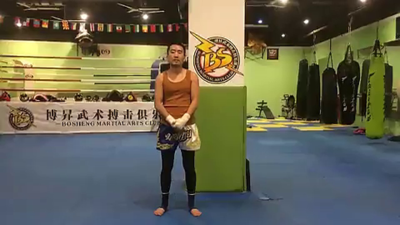 泰拳低位扫踢教学：扫踢如此凶猛但不是用脚踢，你做对了吗