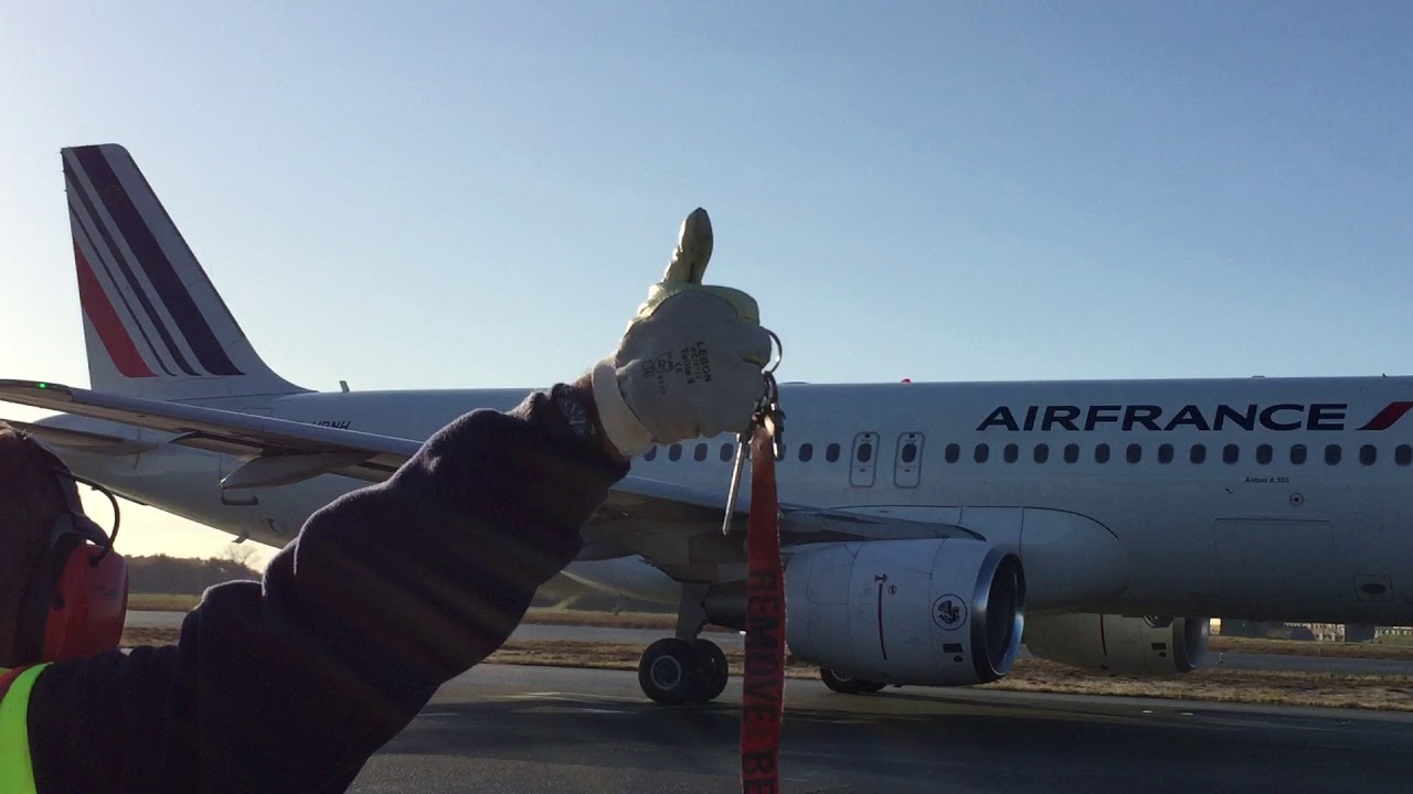 Petit tour en "push" avec AF à l'aéroport Bordeaux-Mérignac