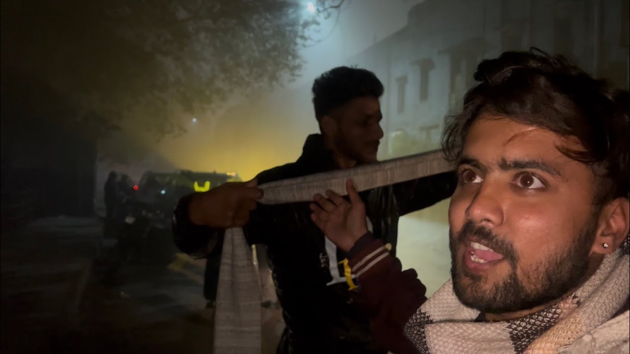 Station pe car palat gai 😱 || Anurag Gwalior ||