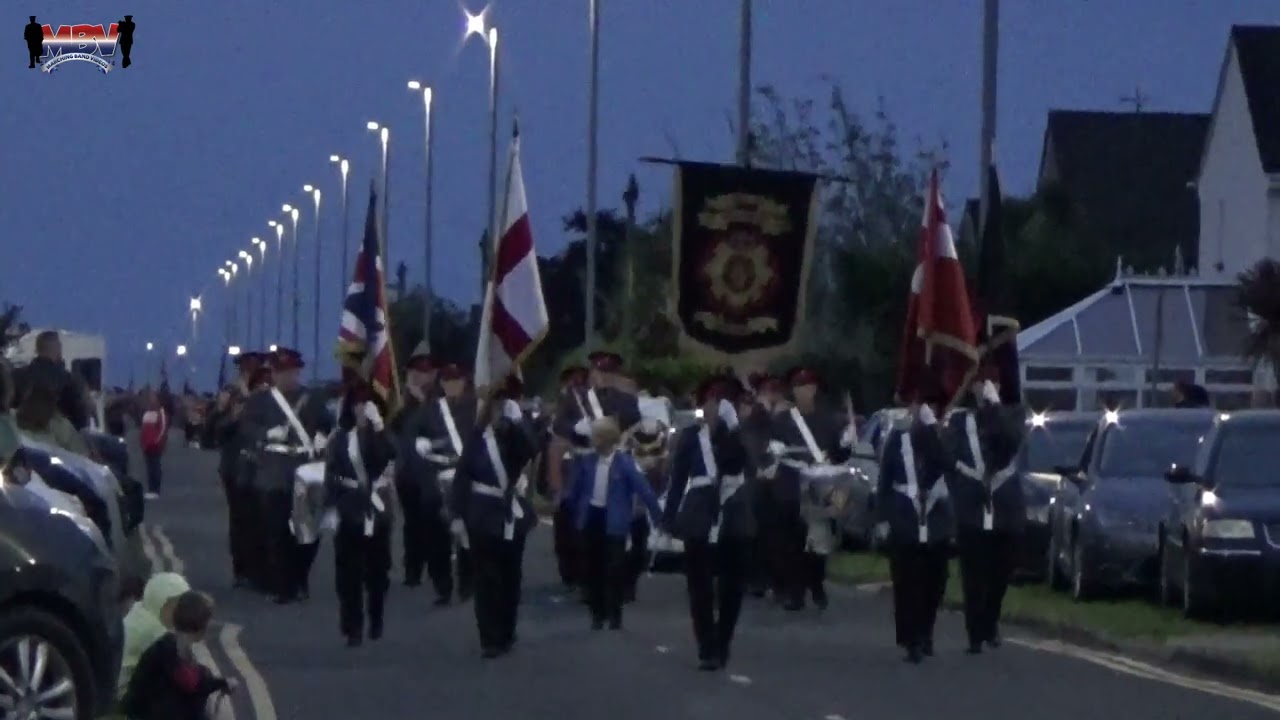 Pride of Knockmore Flute Band @ Mourne Young Defenders Flute Band Parade 2023