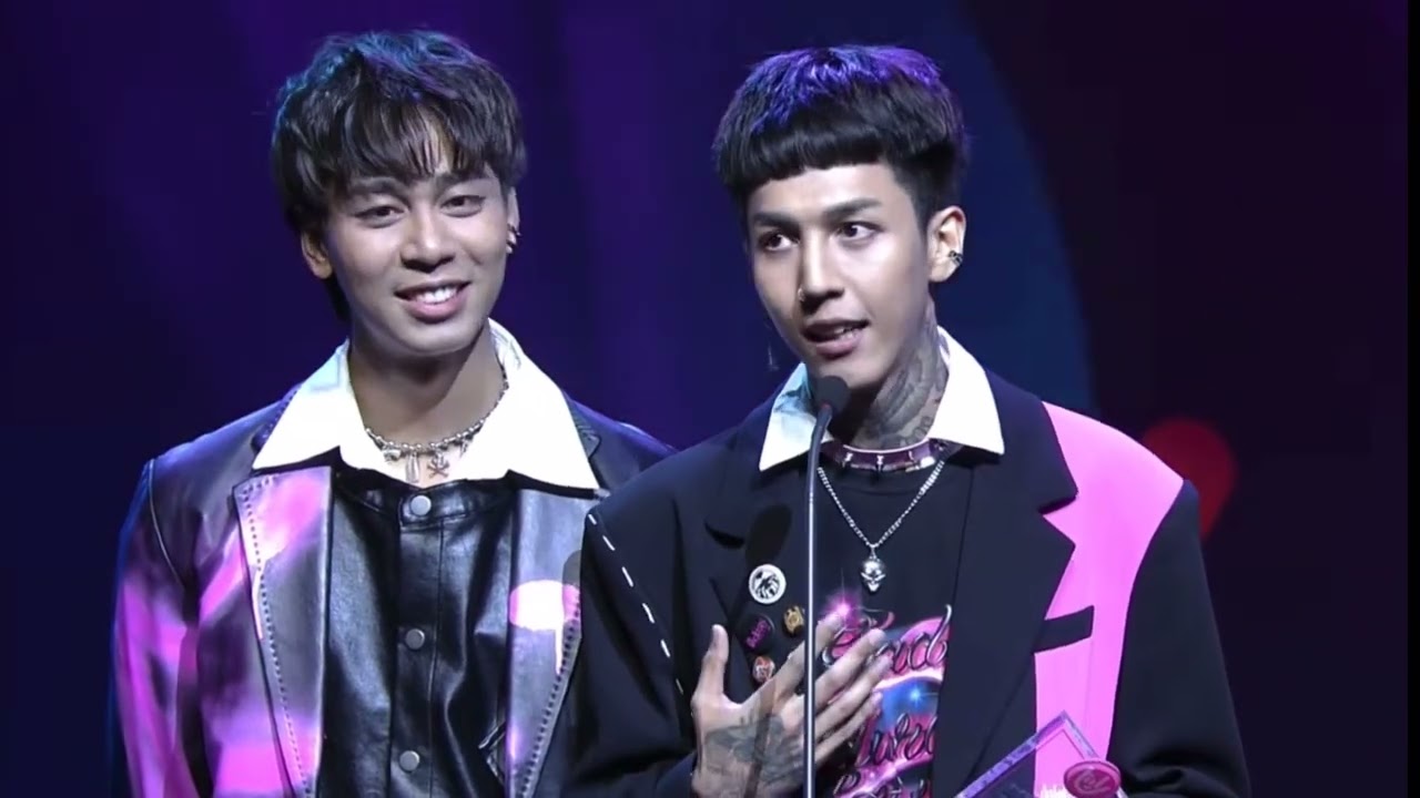Paper Planes กับ 3 รางวัล ที่รอคอย