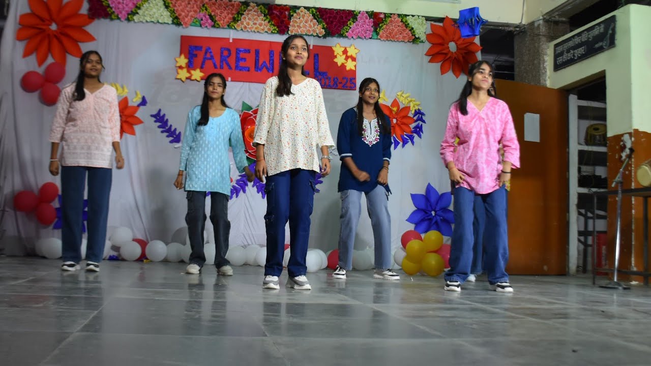 Farewell Dance Performance ( Seniors) girls. 💫✨           Jawahar Navodaya vidyalaya Tewa Kaushambi