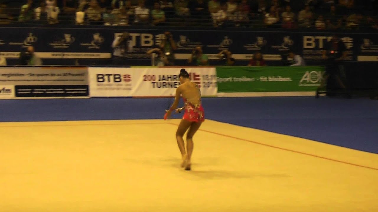 Berlin Masters 2011: Daria Kondakova with clubs