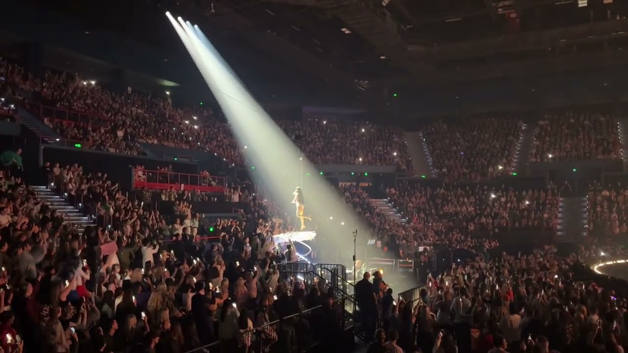 Katy Perry - Nirvana & Crush (Live at Brisbane Entertainment Centre 2025/06/18)