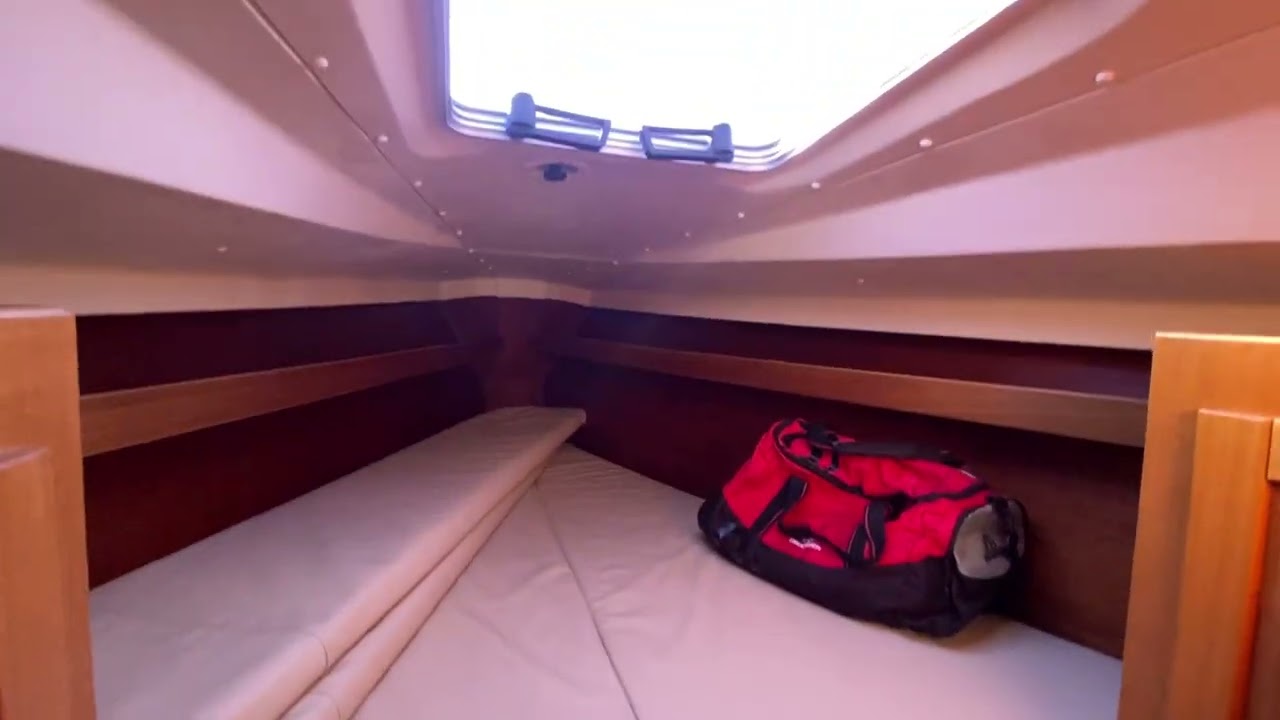 Hanse 301   - Boatshed - Boat Ref