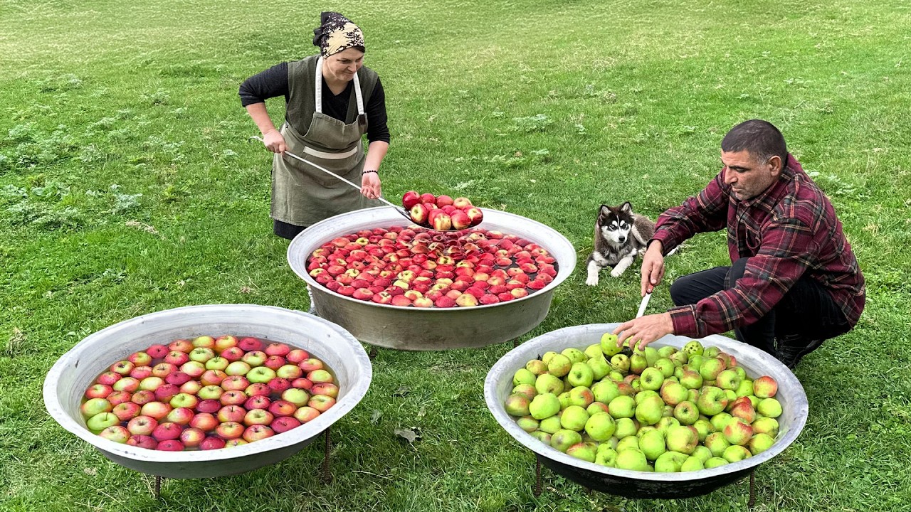 Azerbaijani Apple Jam: Capturing Spring's Sweetness in Every Bite!