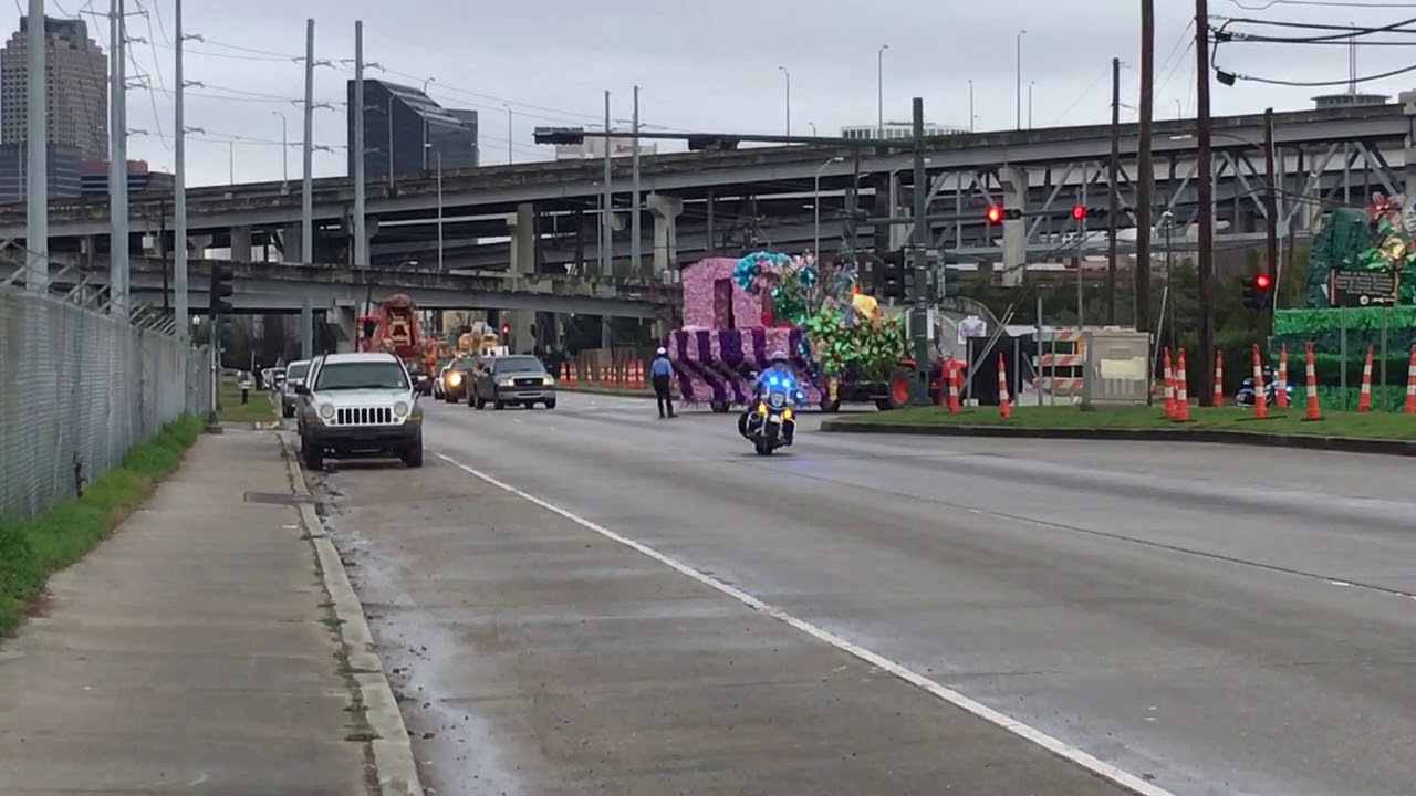 Mardi Gras Floats 2018 MidCity & Thoth