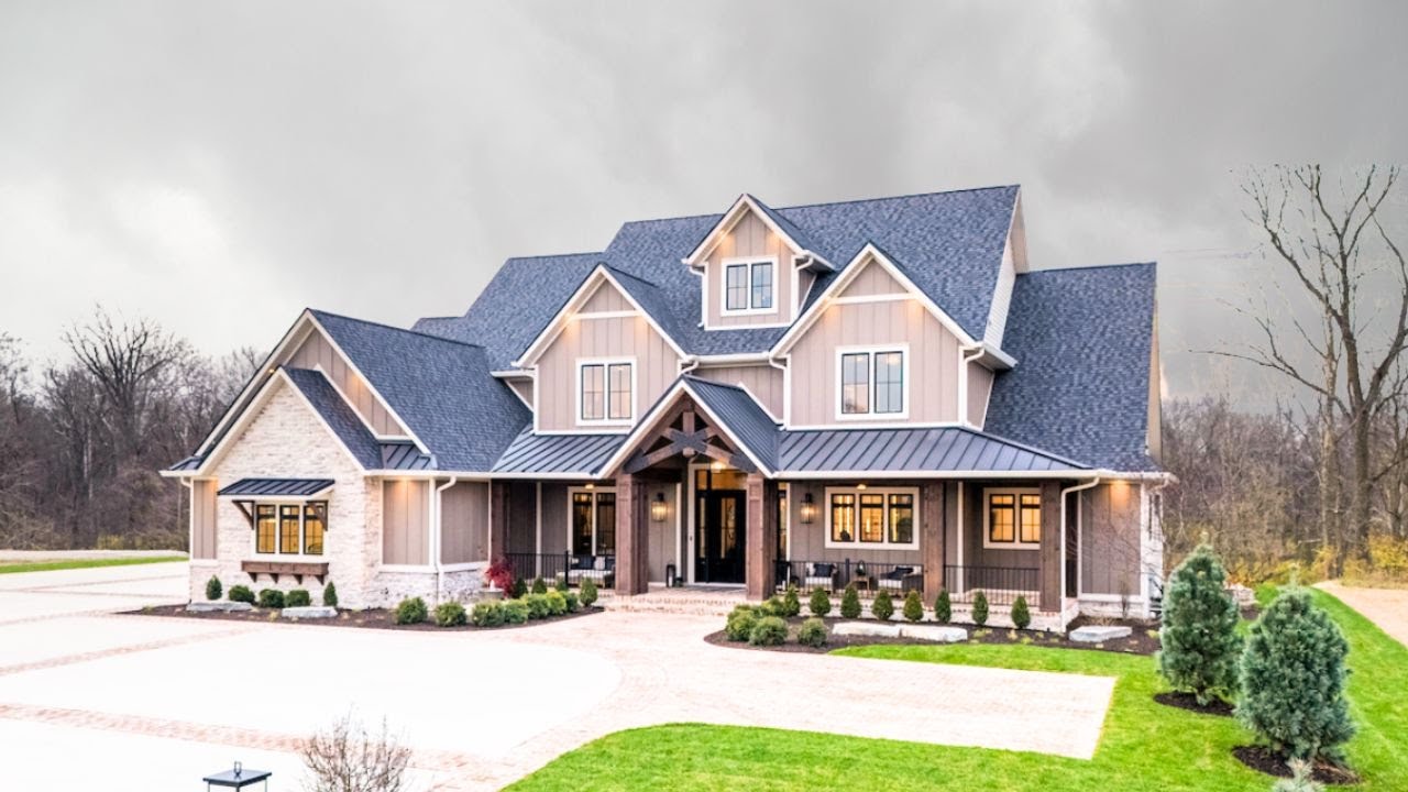 INSIDE THE MOST JAW-DROPPING CUSTOM MODEL HOME IN THE MIDWEST