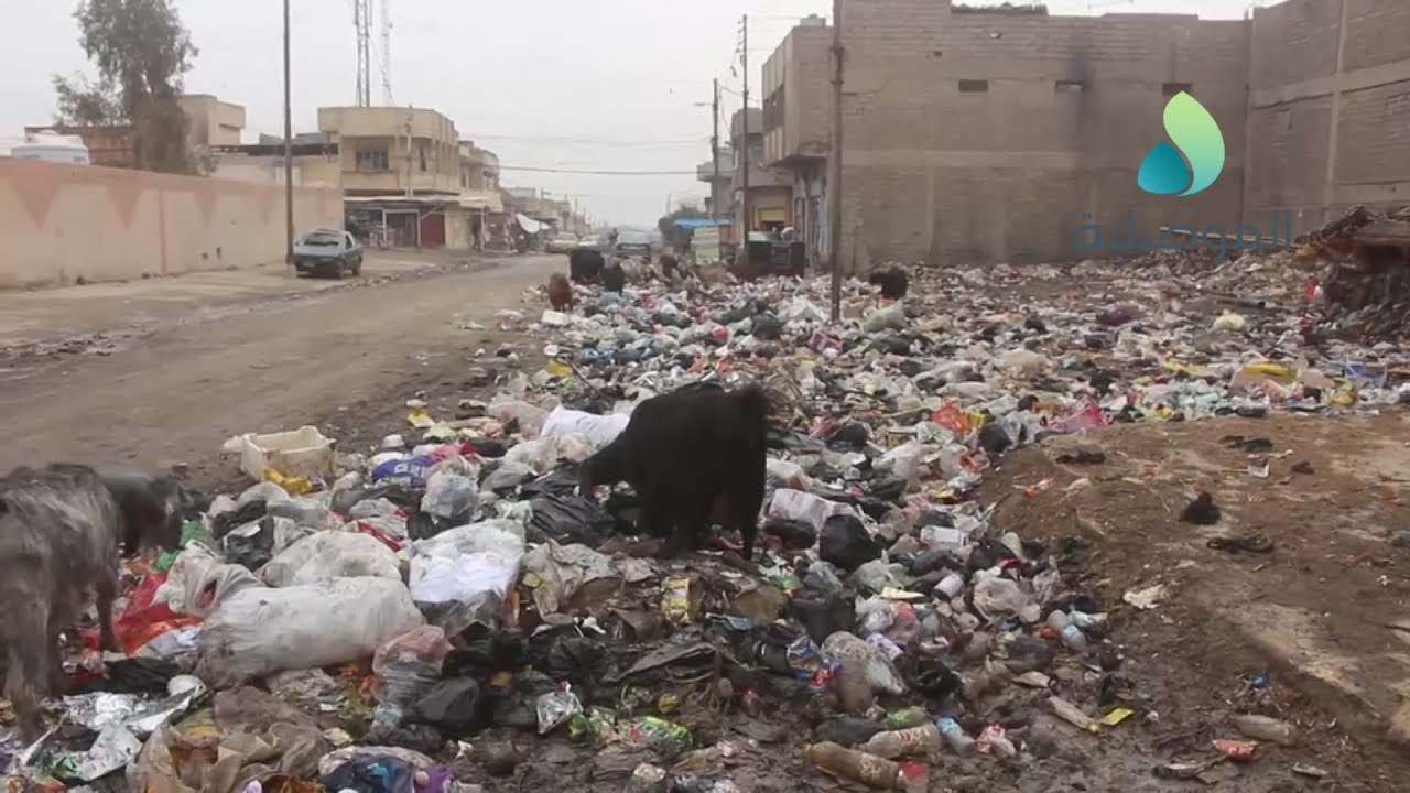 حي الابار بأيمن الموصل  معاناة متجددة تجسدها الخدمات الغائبة والطرق المغلقة
