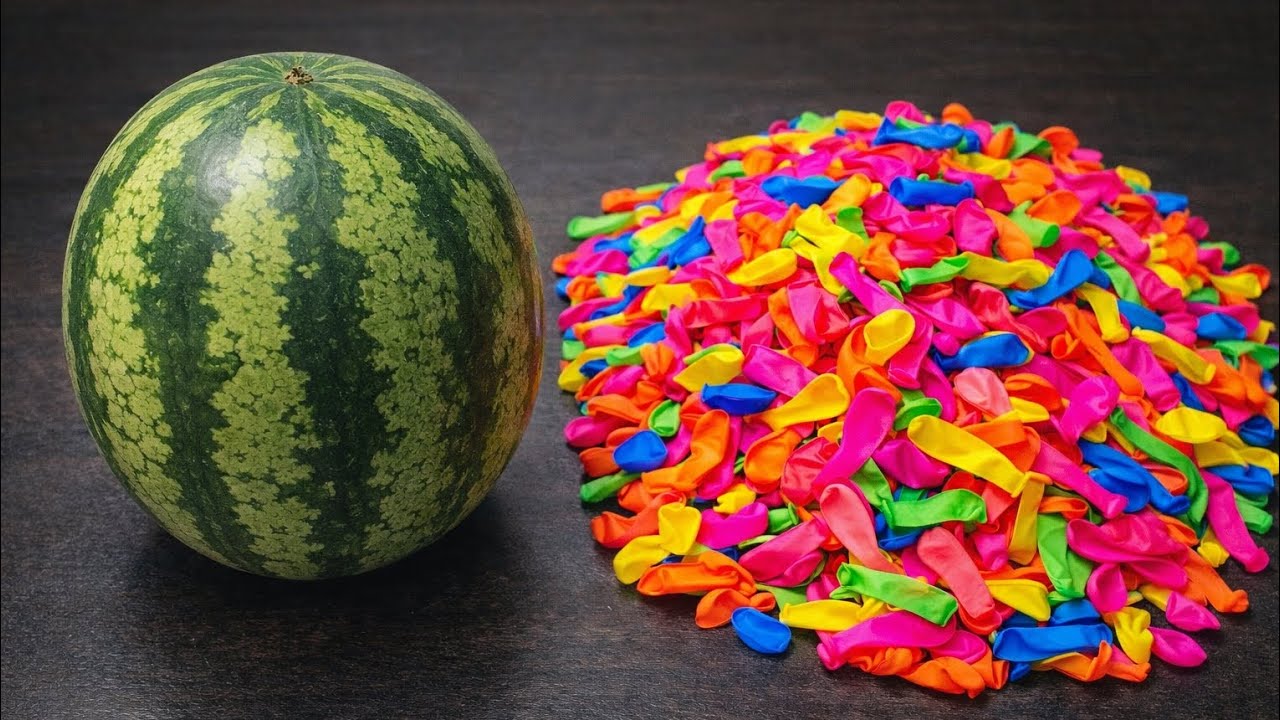 Crazy Experiment: Ballons Me Watermelon Juice Inject Kar Diye! 