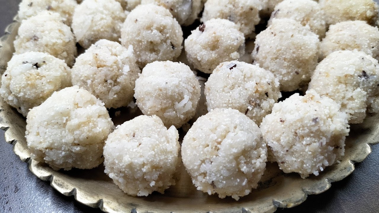 মুখে লেগে থাকার মতো সুজি দিয়ে নারকেল নাড়ু রেসিপি | Suji Narkel Naru | Narkel Naru | Sujir Naru