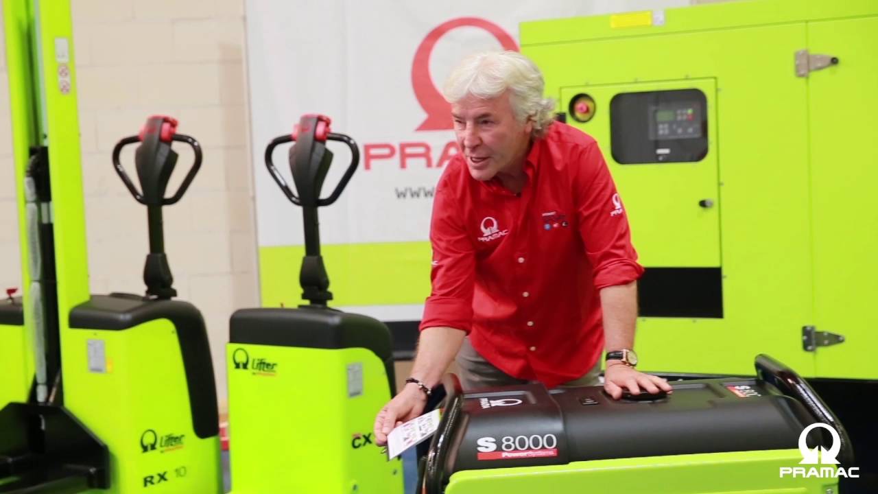 Ángel Nieto, new Pramac World Ambassador, visited the Pramac Iberica´s factory for a photoshooting