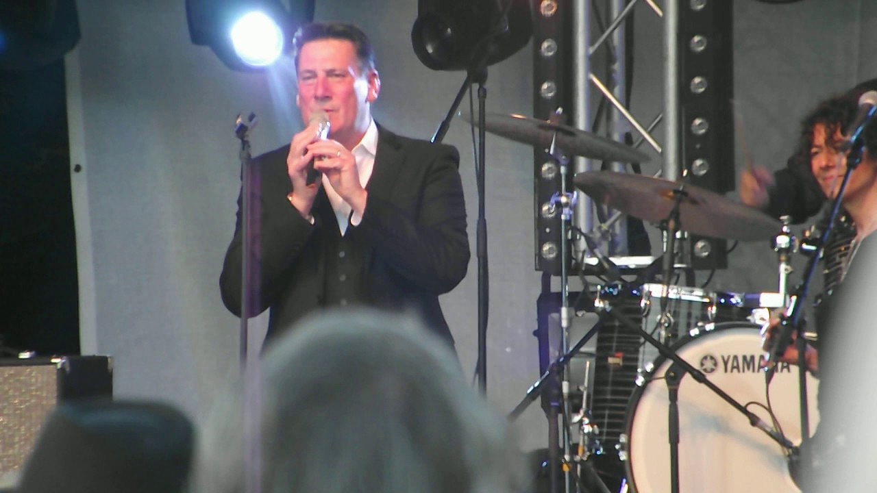 Tony Hadley -Through the Barricades Happy Days Festival Imber court Esher Surrey 27th May 2017