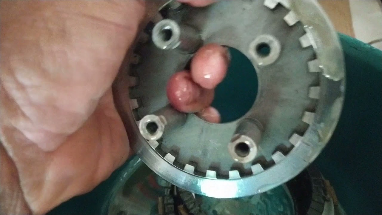 como trocar os discos de embreagem da moto CG 125 ano 2000