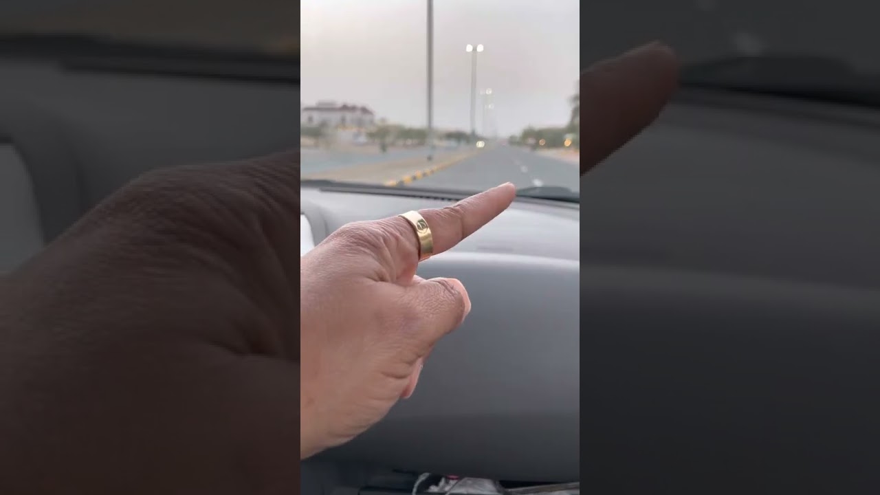 شرح نقاط التحكم اثناء لف الدوار واداء اليدوالرجل للمبتدئين بالسواقه مع مدربه فاطمة بشر 0508919646