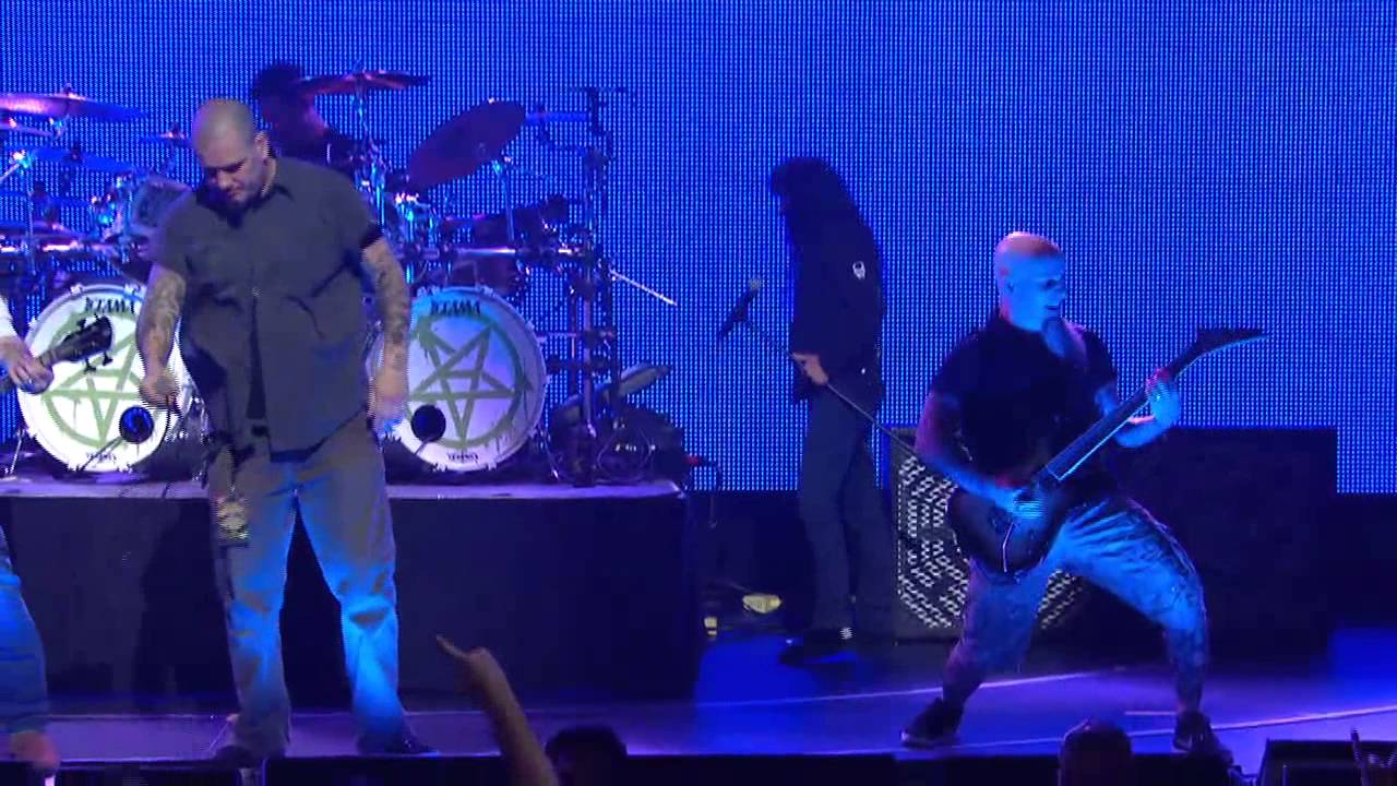 Revolver Golden Gods 2013 - Anthrax - This Love and Raining Blood Intro