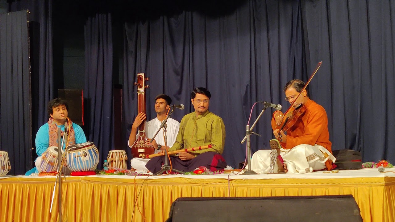 Raag Bhoop - Jugalbandi Duet - Pt. Milind Raikar & Shri. Vivek Sonar