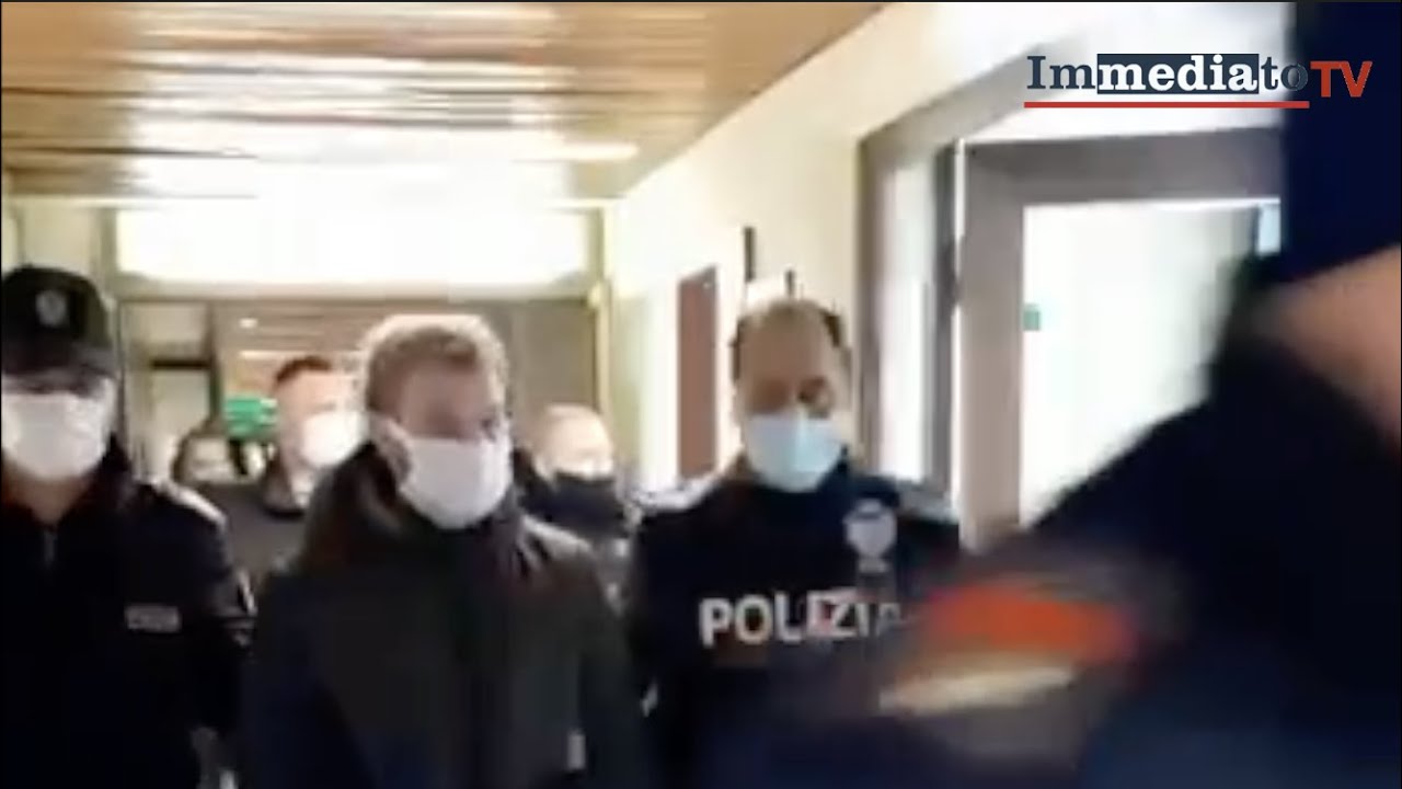 Omicidio Traiano/ OPERAZIONE DESTINO, I CINQUE ARRESTATI PORTATI IN CARCERE
