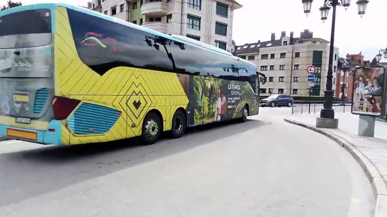 Recopilatorio de autobuses en Gijón y Oviedo